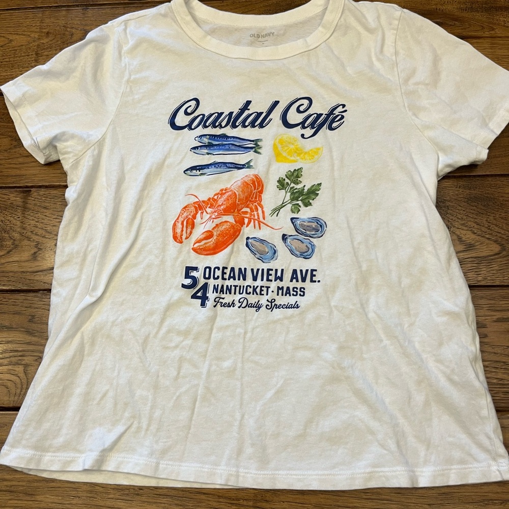 Old Navy White Graphic Tee